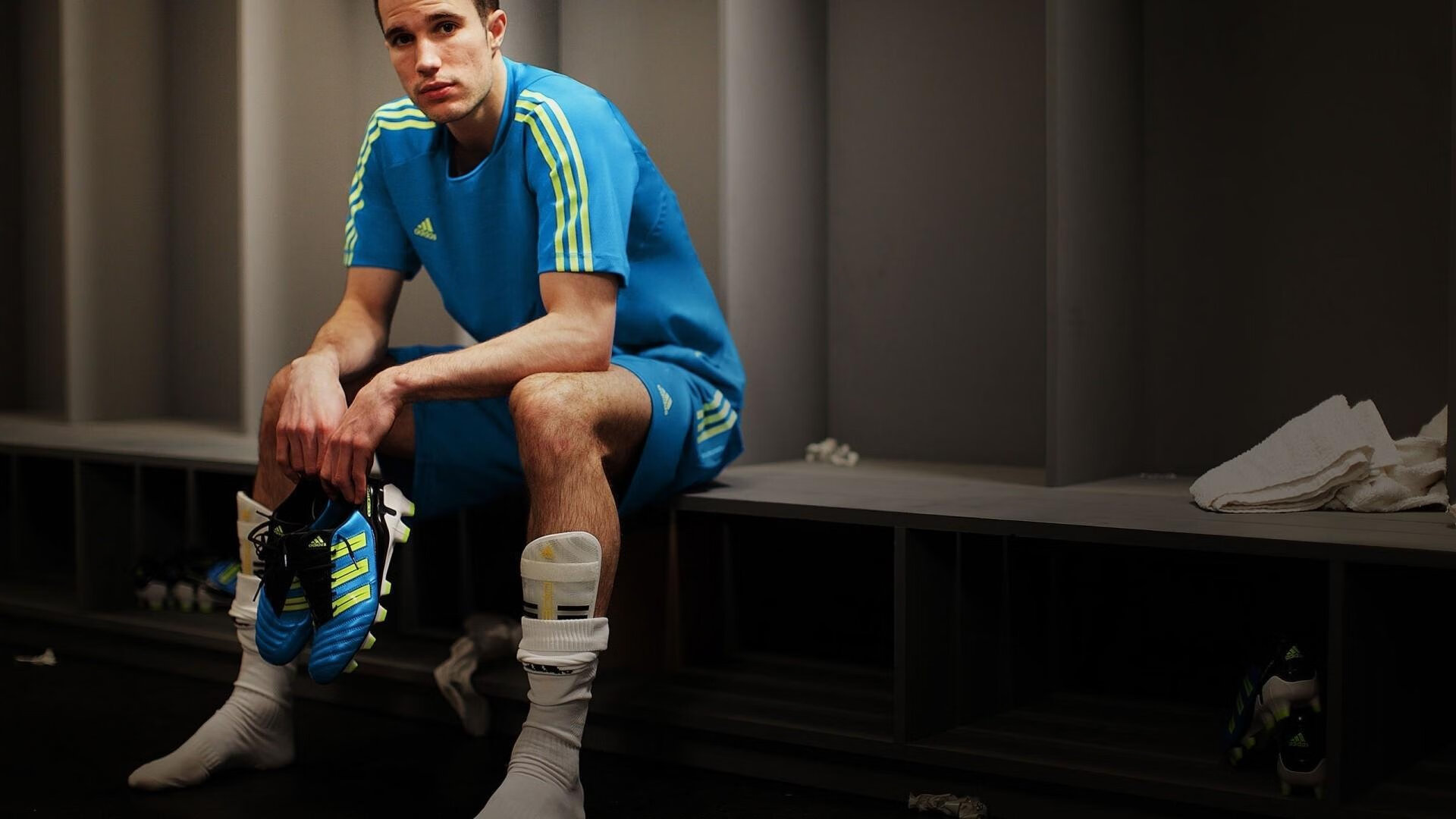 开云体育官方网站-跨界乱炖！罗马单刀错失却备战NBA，里尔迎CBA季后赛引热议，网友，费城76人应围绕法甲队长鼓劲